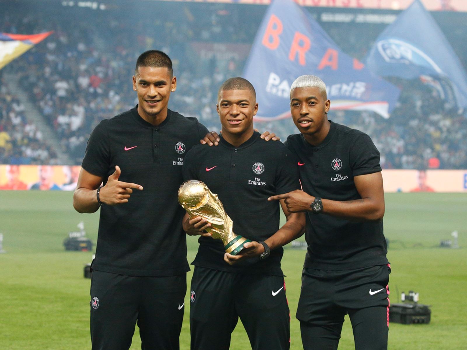 消防送风口施工